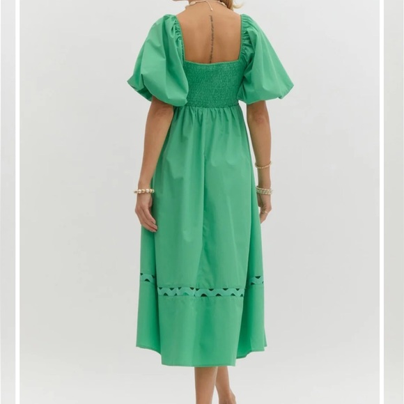 Stunning NWOT entro Green Puff-Sleeve Square Neck Dress - Picture 2 of 10